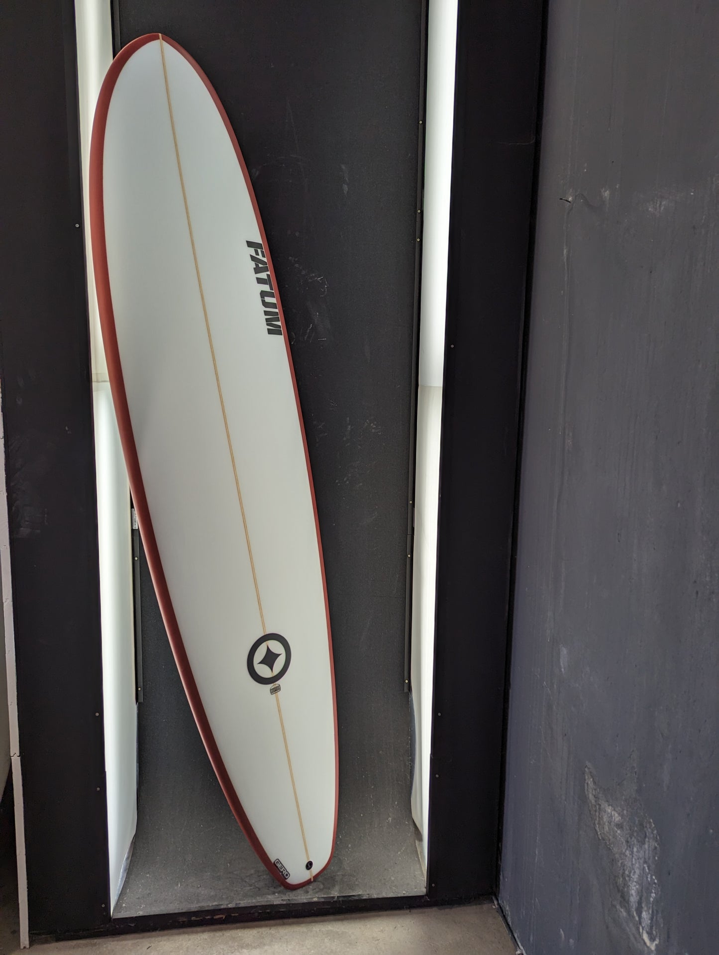 Fatum Buffer 8'0" - Red Rails