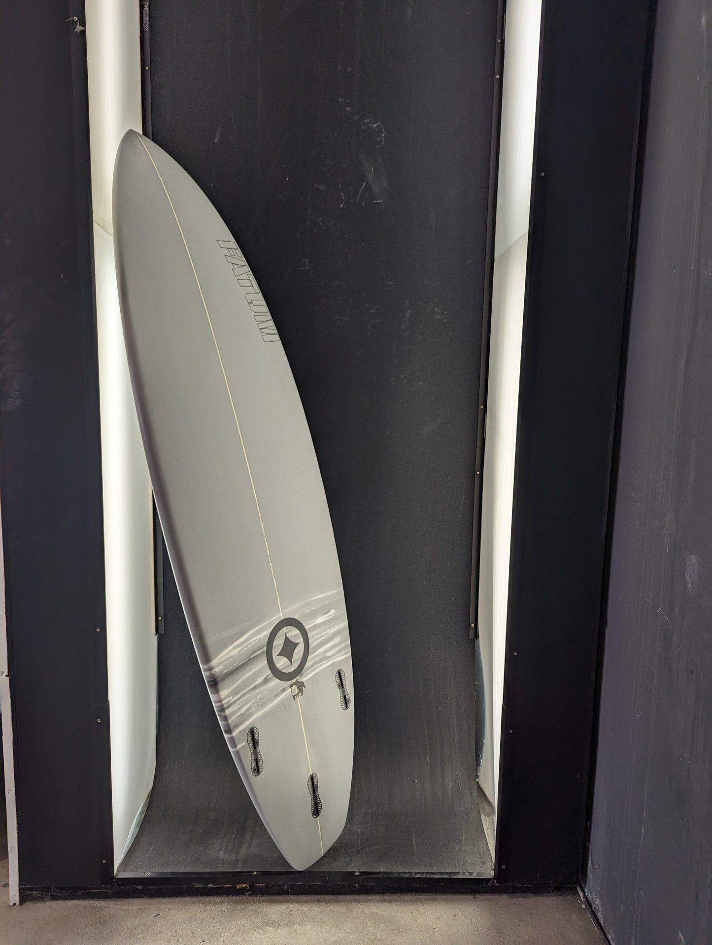 Fatum Bulldog 6'1" Grey Powder Dash