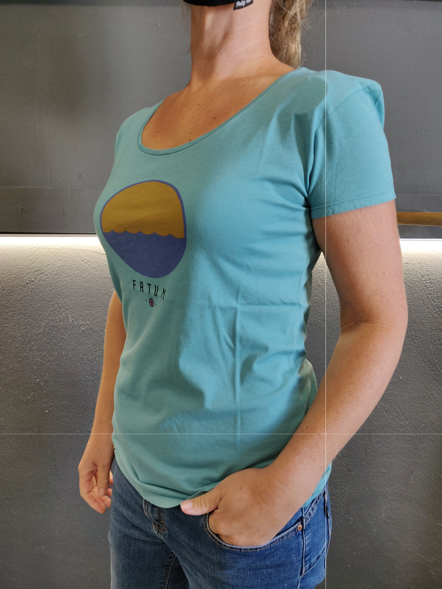 Fatum Ladies Telescope Tee - Blue