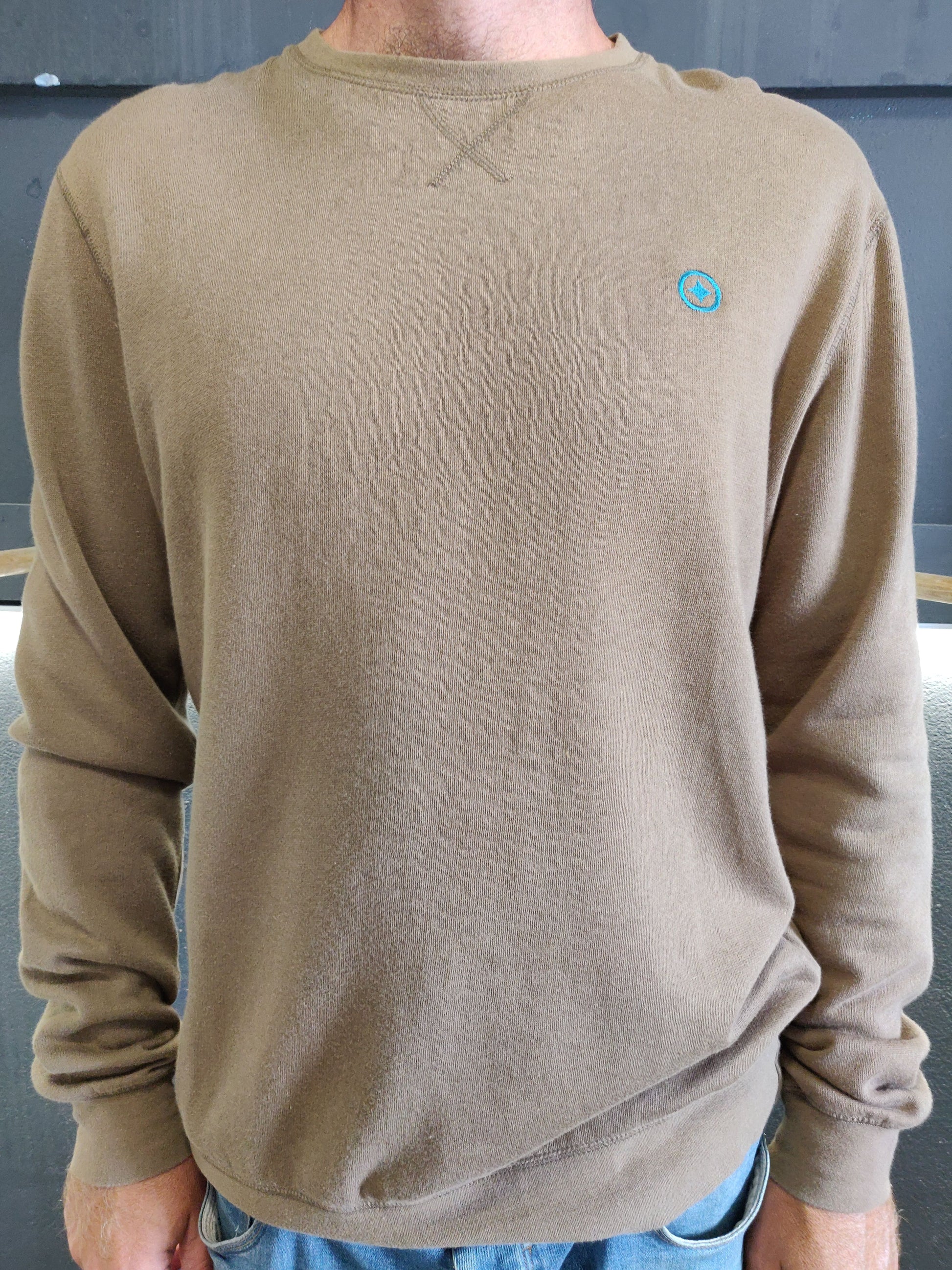 Fatum Otis in Blue. Model is wearing an L and is 186cm tall at 85kg. (6'1" and 14 st)